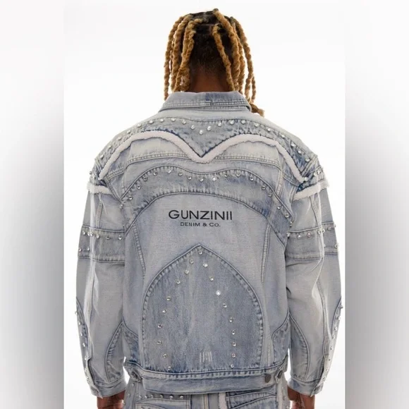 Gunzinii denim jacket - Studded Light Blue Denim Jacket - Unisex - New - Picture 3 of 4